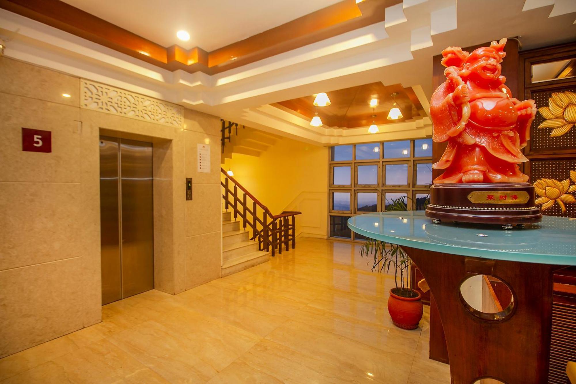 Amritara Surya, Mcleodganj, Dharamshala Hotell Eksteriør bilde
